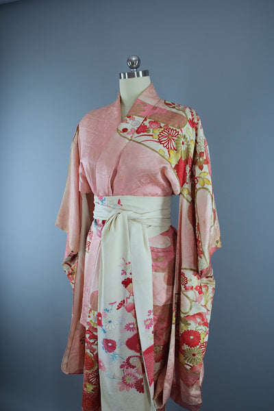 1960s Vintage Silk Kimono Robe Furisode / Pink & Gold Floral - ThisBlueBird