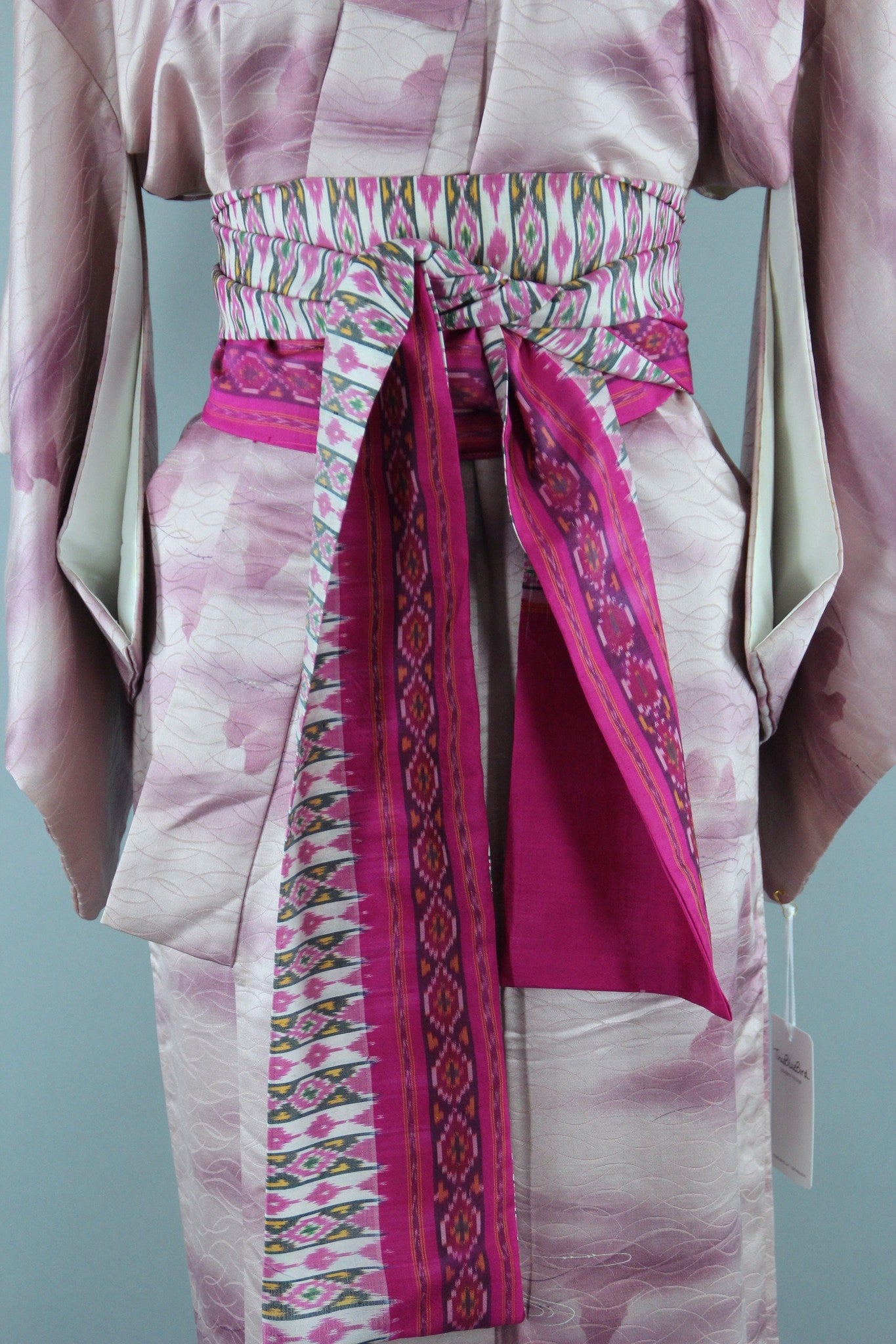 1960s Vintage Silk Kimono Robe in Orchid Pink Lavender Ombre Clouds - ThisBlueBird