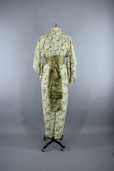 1960s Vintage Silk Kimono Robe in Spring Green Floral Print - ThisBlueBird