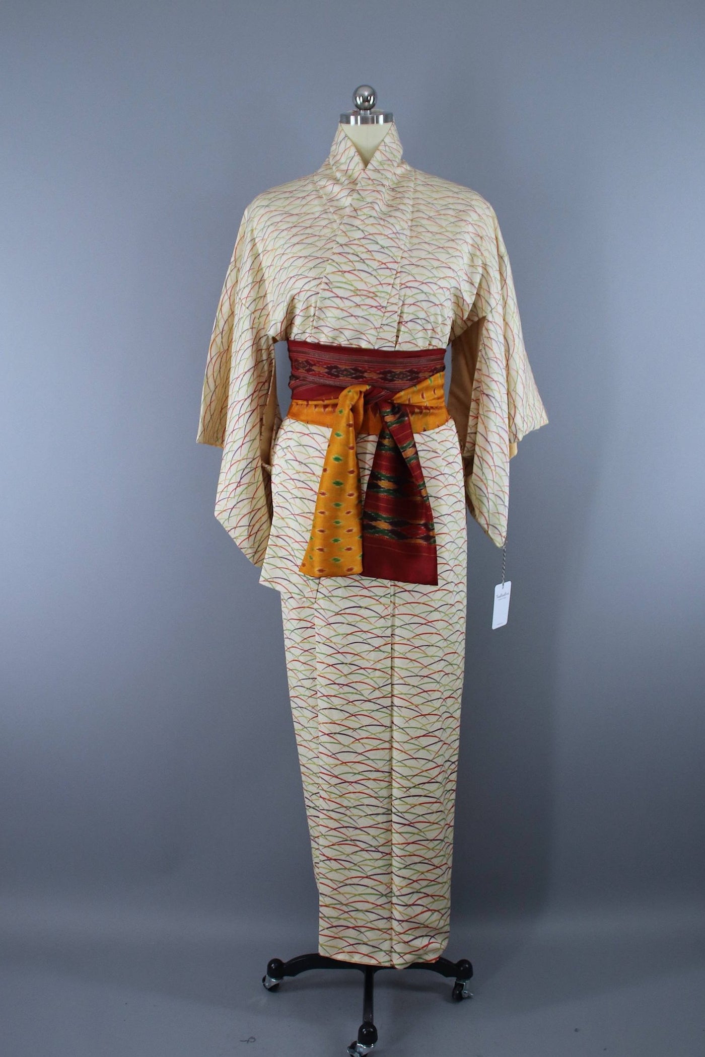 1960s Vintage Silk Kimono Robe / Ivory Rainbow Abstract - ThisBlueBird