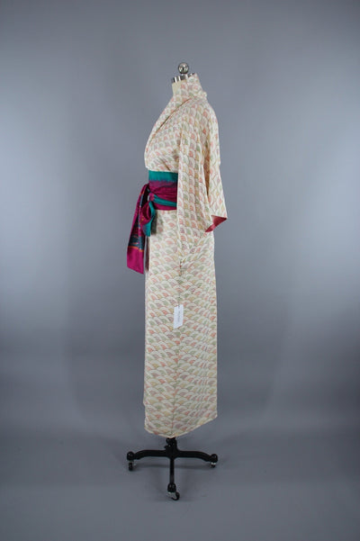 1960s Vintage Silk Kimono Robe / Ivory Seigaiha Fans Print - ThisBlueBird