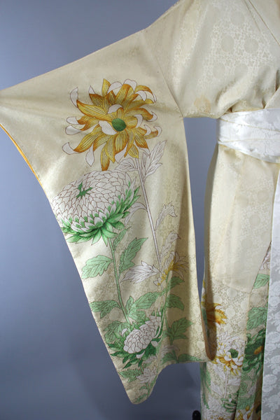 1960s Vintage Silk Kimono Robe / Ivory Yellow Green Chrysanthemum Floral - ThisBlueBird
