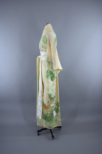 1960s Vintage Silk Kimono Robe / Ivory Yellow Green Chrysanthemum Floral - ThisBlueBird