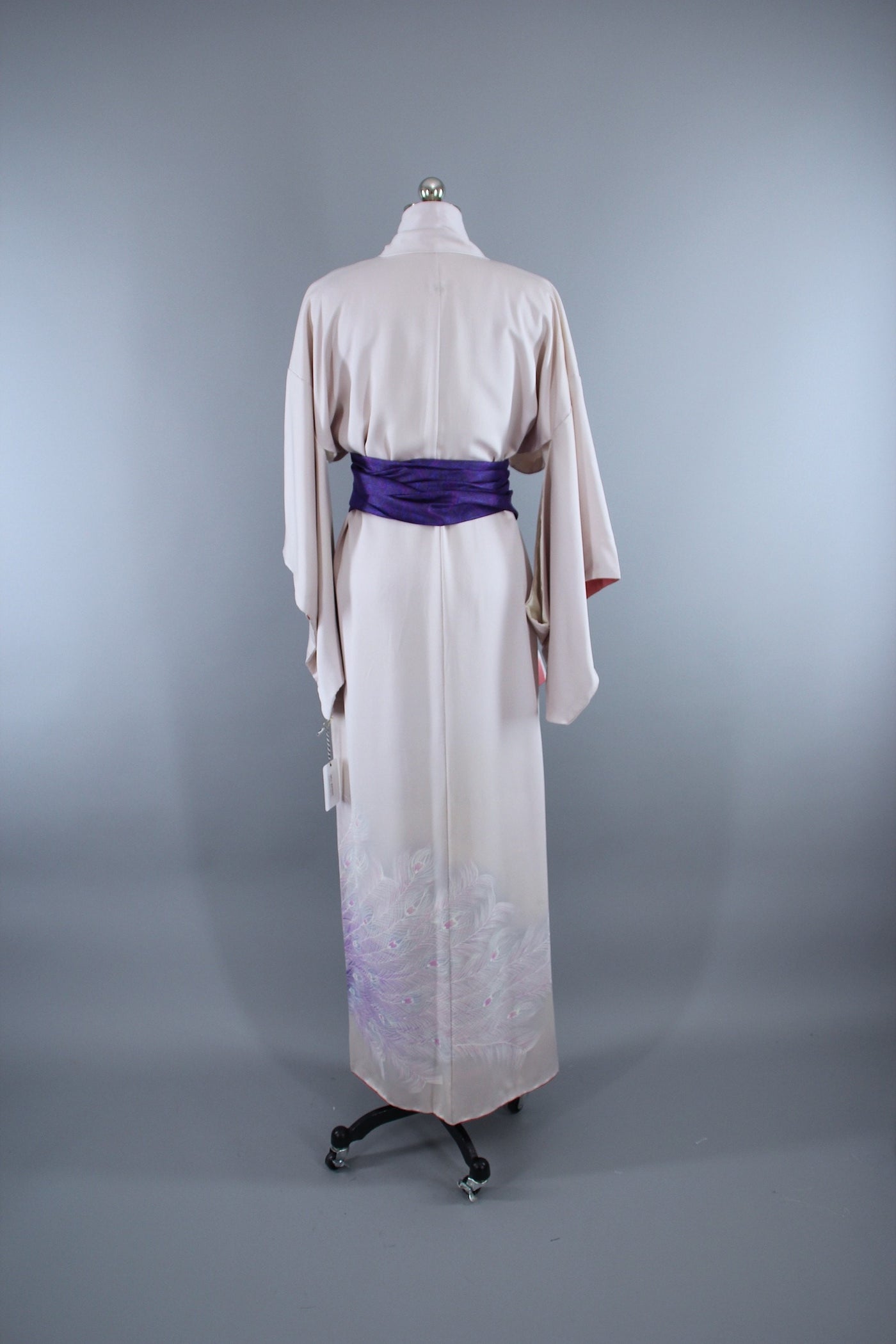 1960s Vintage Silk Kimono Robe / Lavender Purple Peacock – ThisBlueBird