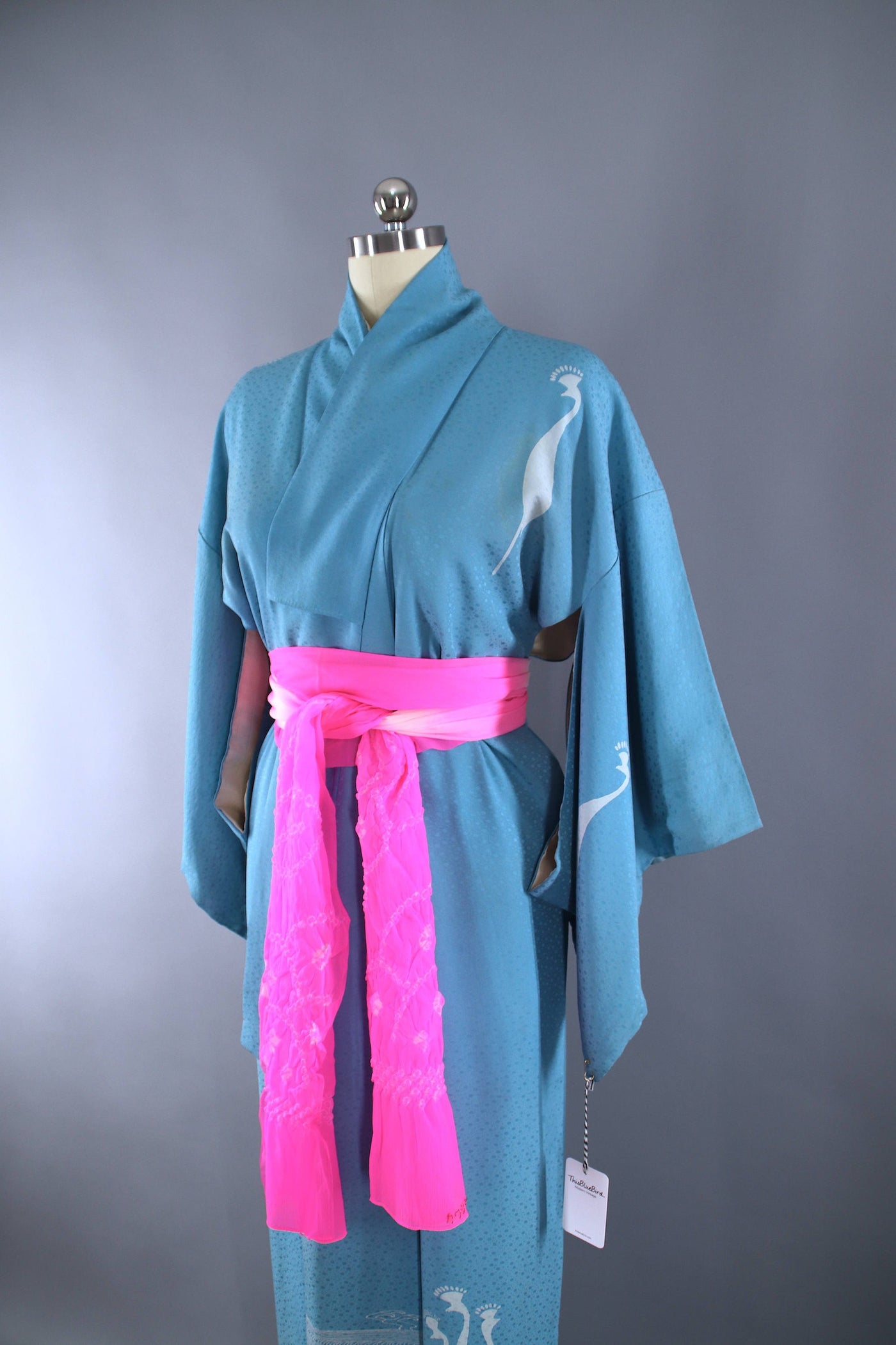 1960s Vintage Silk Kimono Robe / Mod Blue Peacocks - ThisBlueBird