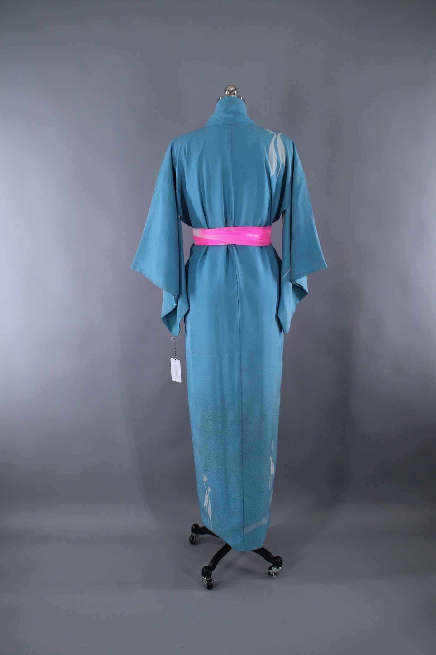 1960s Vintage Silk Kimono Robe / Mod Blue Peacocks - ThisBlueBird