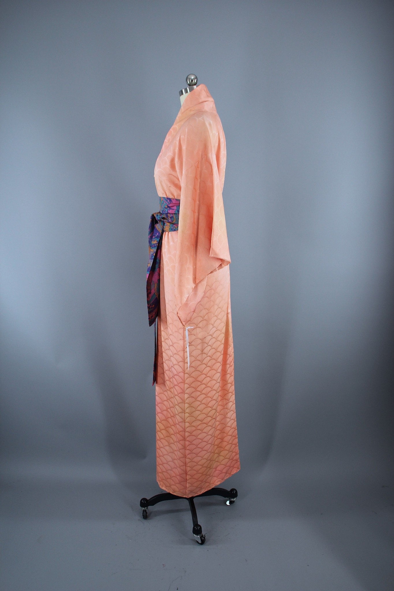 1960s Vintage Silk Kimono Robe /  Peach Orange Sherbet Seigaiha Fans - ThisBlueBird