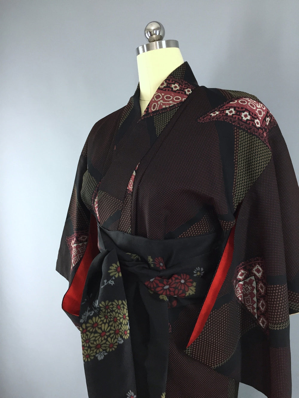 1960s Vintage Silk Kimono Robe with Formal Black and Red Floral Embroidery - ThisBlueBird