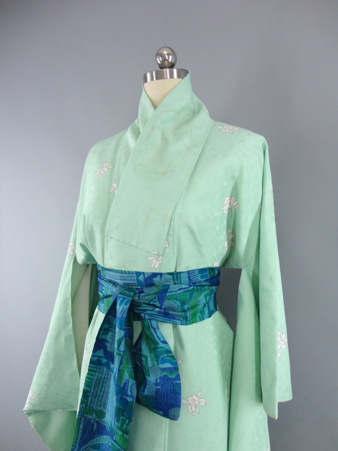 1960s Vintage Silk Kimono Robe with Green Orchid Floral Print - ThisBlueBird