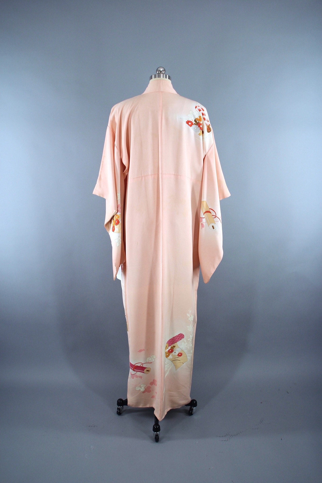 1960s Vintage Silk Kimono Robe with Pastel Peach Floral Print - ThisBlueBird