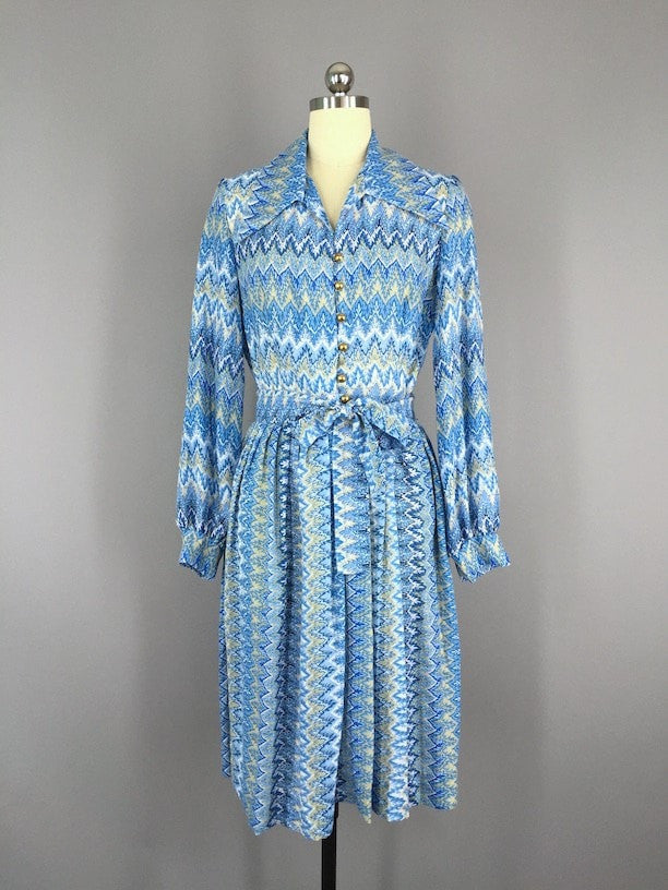 1970s Vintage Blue Knit Day Dress - ThisBlueBird
