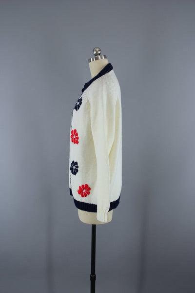 1970s Vintage Mod Flower Cardigan Sweater - ThisBlueBird