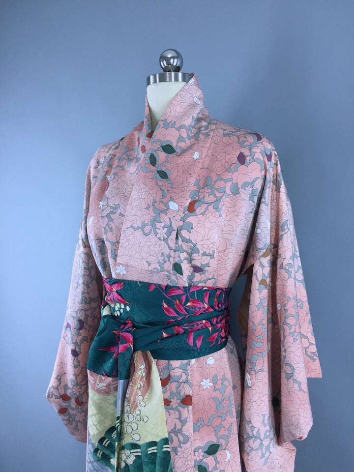 1970s Vintage Pink and Green Floral Print Kimono Robe - ThisBlueBird