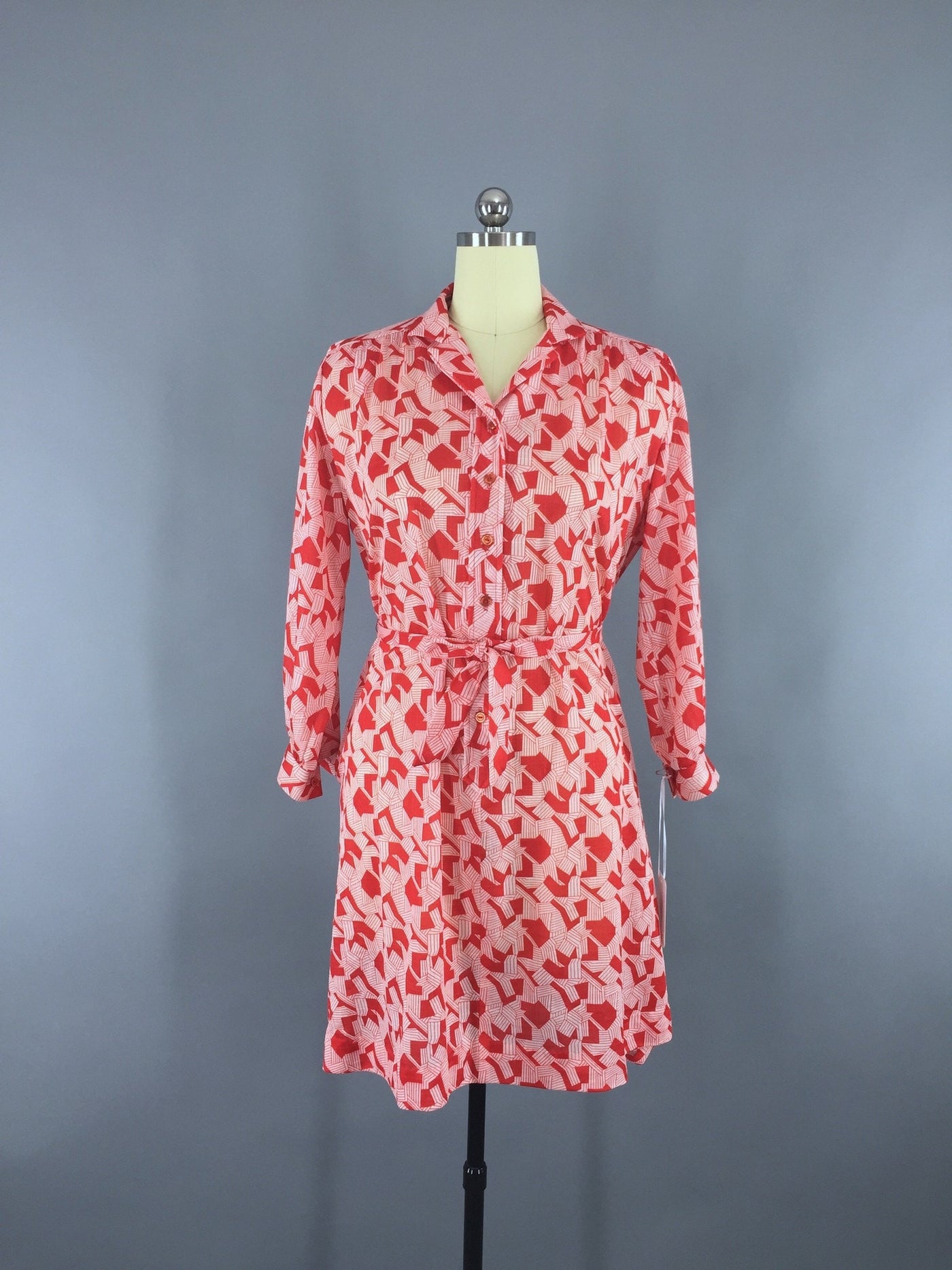 1980s Vintage Red and White Geometric Print Secretary Day Dress - ThisBlueBird