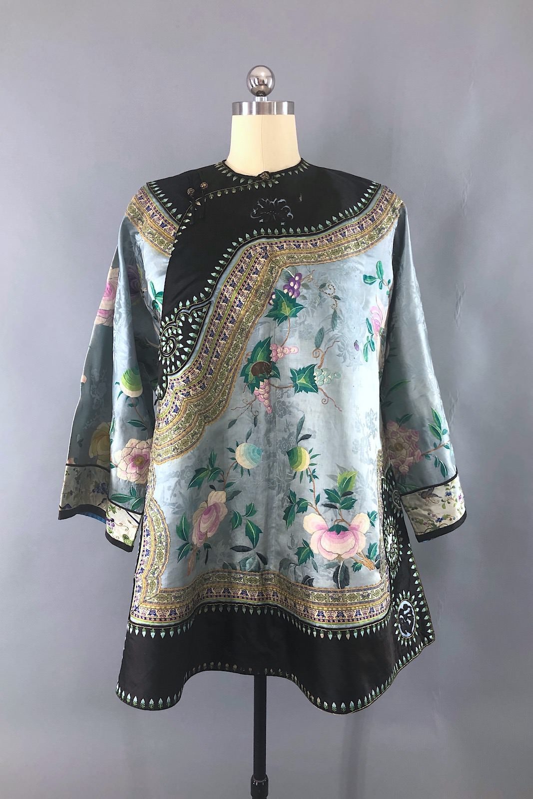 Antique Chinese Blue Silk Embroidered Court Robe – ThisBlueBird