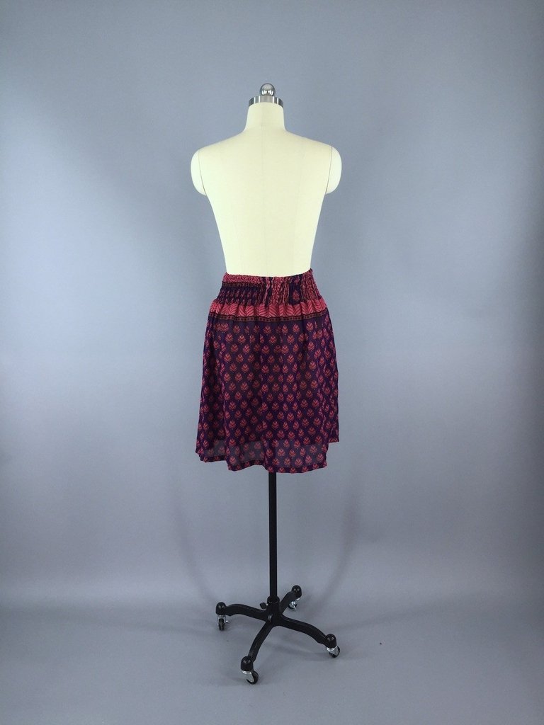 Chiffon Sari Skirt / Vintage Indian Sari / Purple &amp; Red Leaf Print / Size L-XL - ThisBlueBird