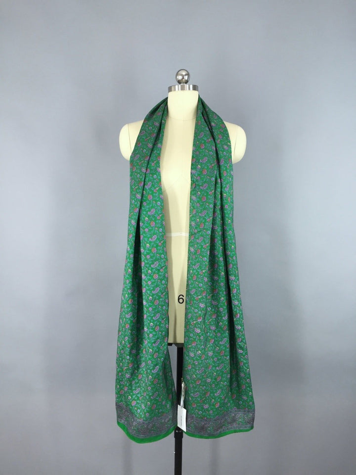 Sari Scarf / Vintage Indian Silk Sari / Green Floral Print - ThisBlueBird