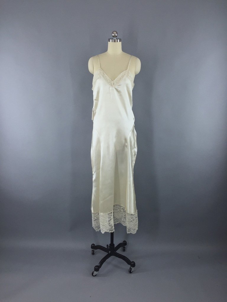 1920s satin slip dress 1920s Peach and Lace Flapper Slip Dress