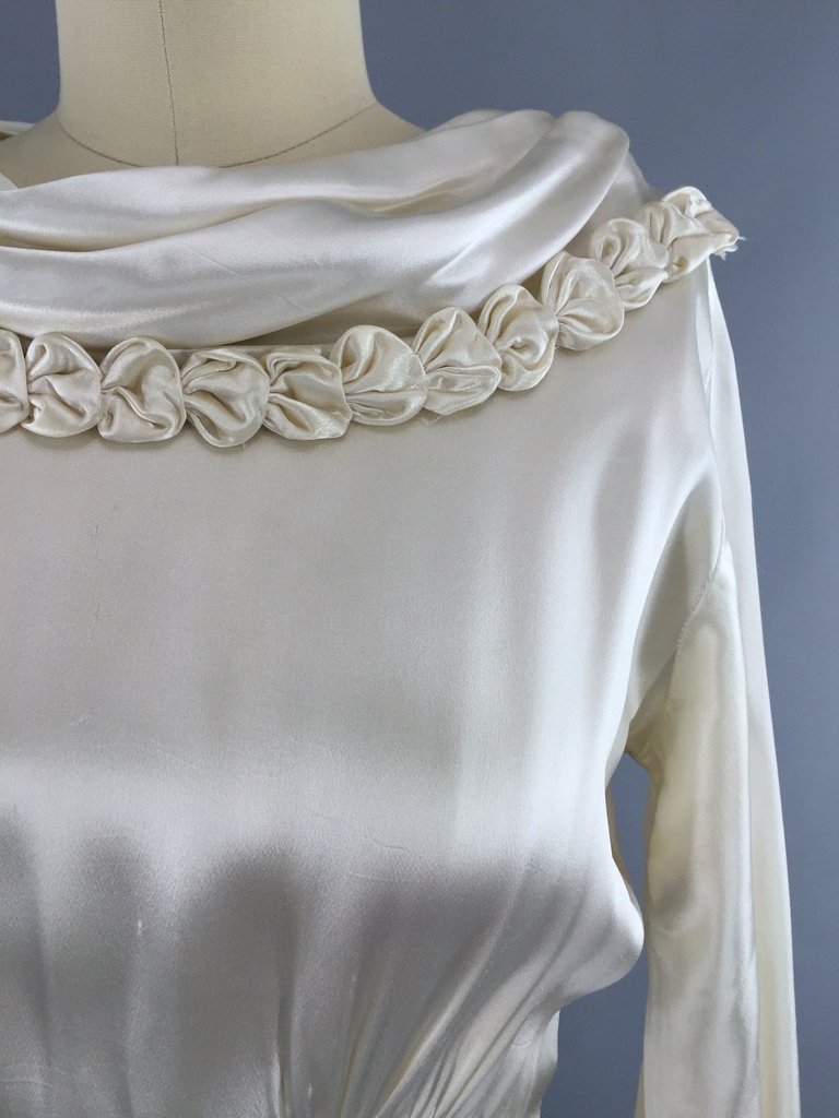 Vintage 1930s Ivory Silk Satin Bias Cut Wedding Dress - ThisBlueBird
