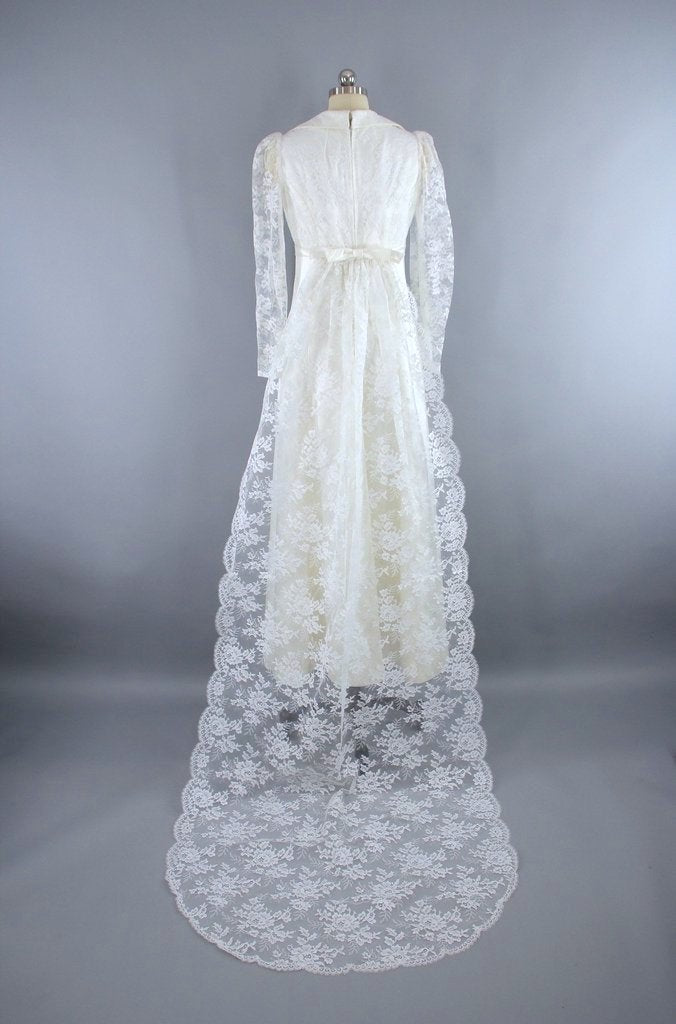 Vintage 1960s Lace and Satin Bridal Gown with Veil  ThisBlueBird