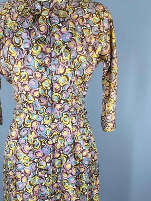 1950s Vintage Abstract Print Day Dress - ThisBlueBird