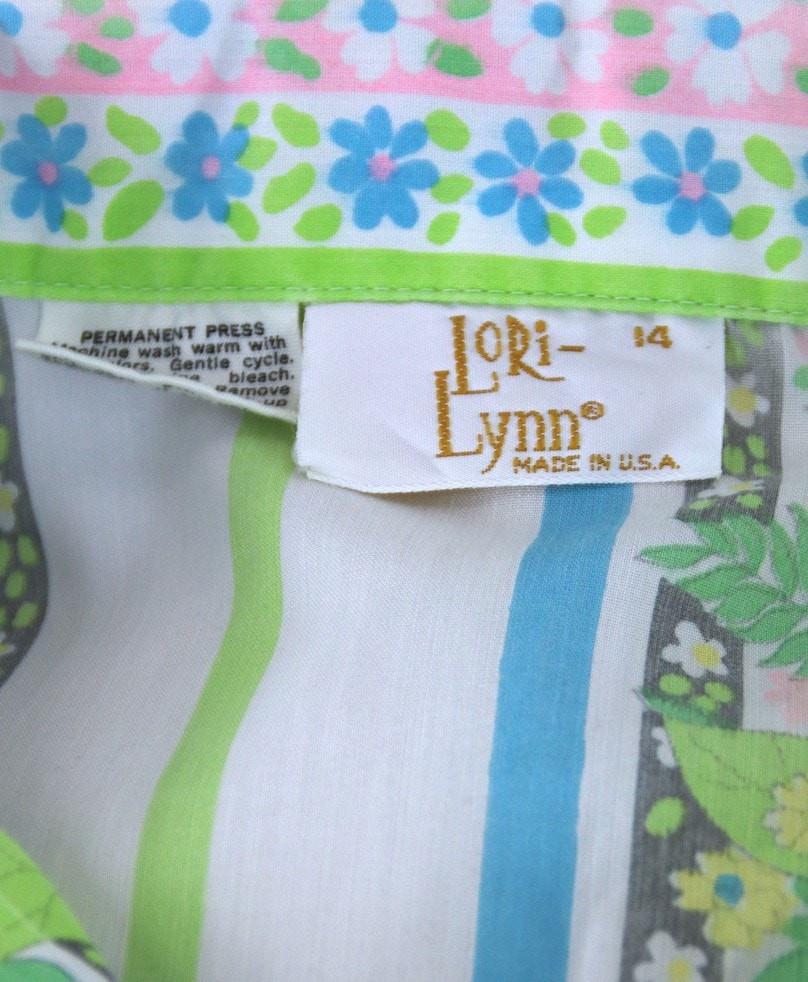 Vintage 1960s Lori Lynn Floral Print Shirt - ThisBlueBird