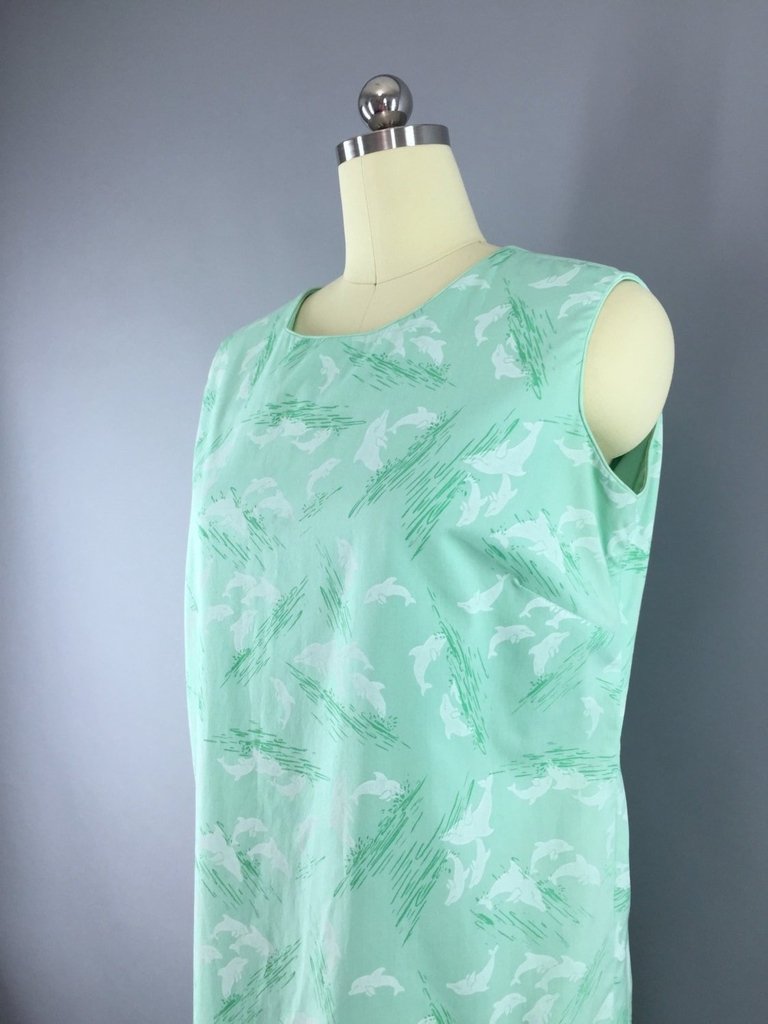 1960s Vintage Dolphin Novelty Print Shift Dress - ThisBlueBird