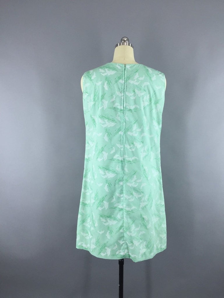 1960s Vintage Dolphin Novelty Print Shift Dress - ThisBlueBird