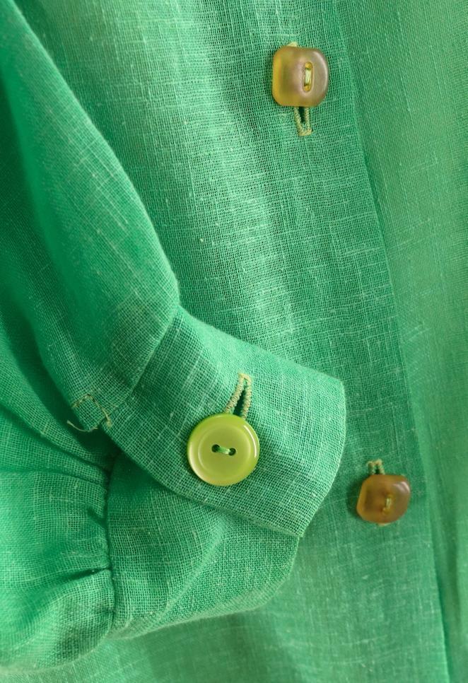 1970s Vintage Green Linen Blouse - ThisBlueBird