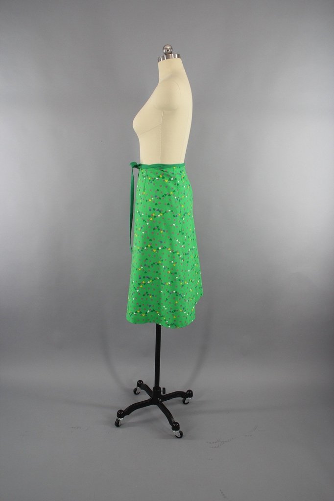 Vintage 1960 Hearts Novelty Print Wrap Skirt - ThisBlueBird