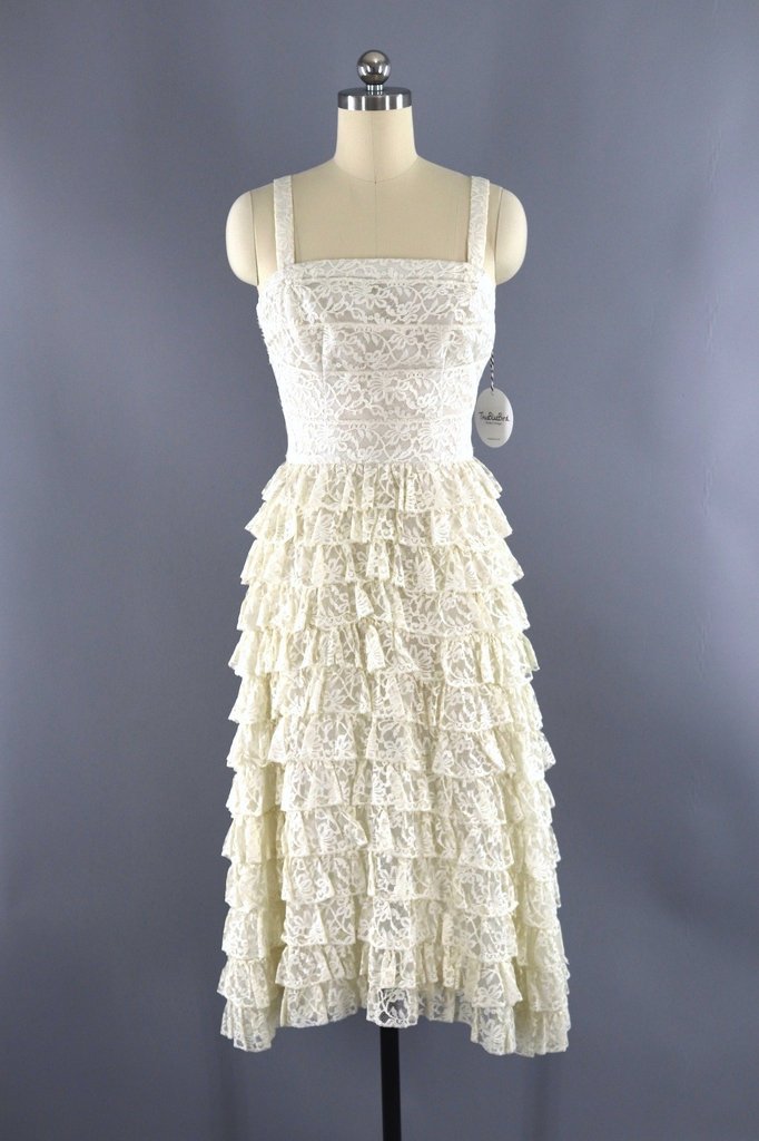 Vintage Ivory Tiered Lace Dress – ThisBlueBird