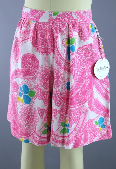 Vintage 1960s Mod Pink Paisley Print Shorts Culottes - ThisBlueBird
