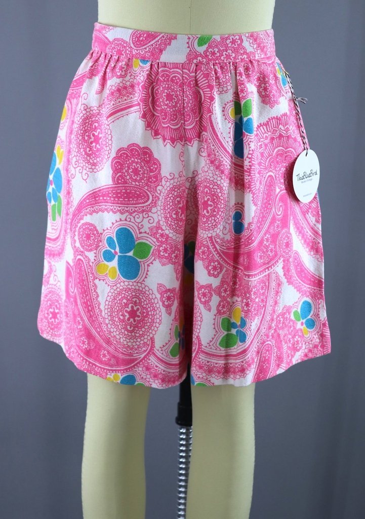 Vintage 1960s Mod Pink Paisley Print Shorts Culottes - ThisBlueBird