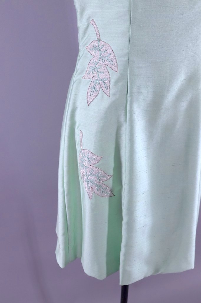 Vintage 1960s Day Dress / Pastel Mint Green-ThisBlueBird