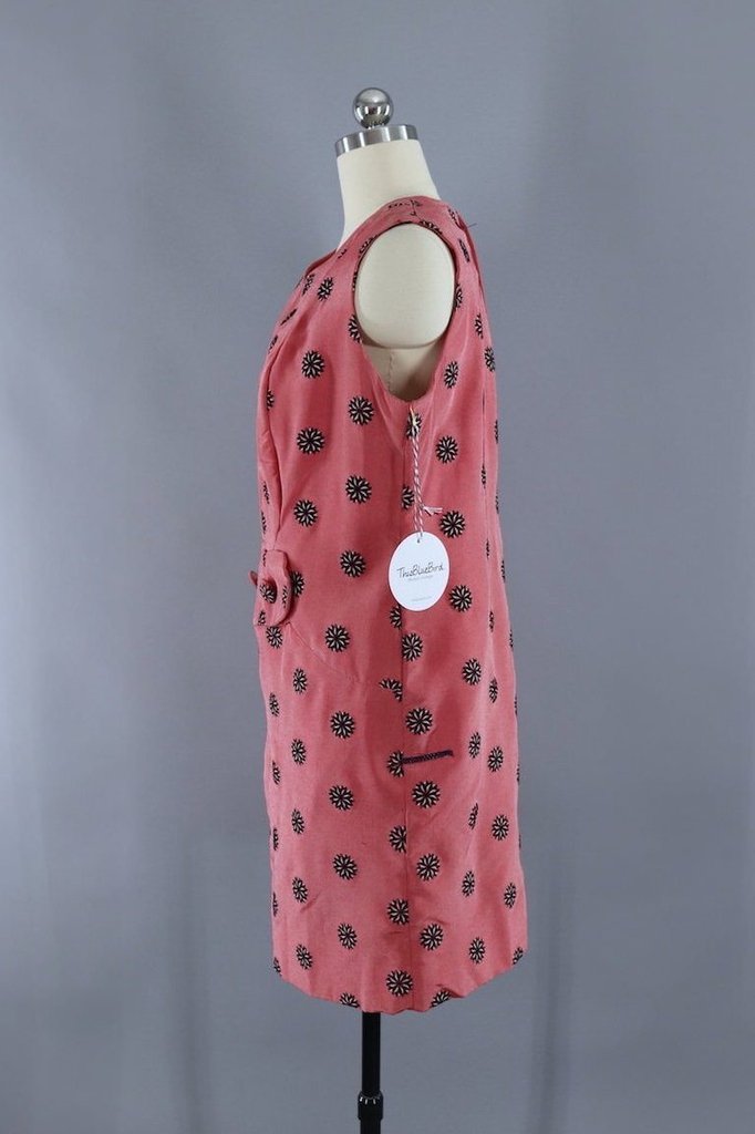 Vintage 1960s Red and Black Floral Print Shift Dress - ThisBlueBird