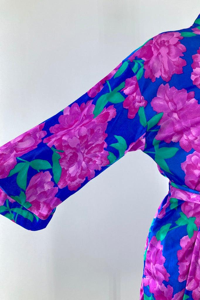 Vintage Roxanne Magenta Floral Robe-ThisBlueBird