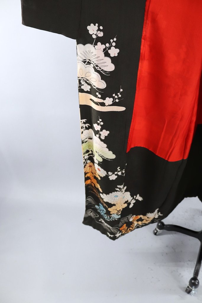 Antique Black Traditional Silk Kimono Robe-ThisBlueBird - Modern Vintage
