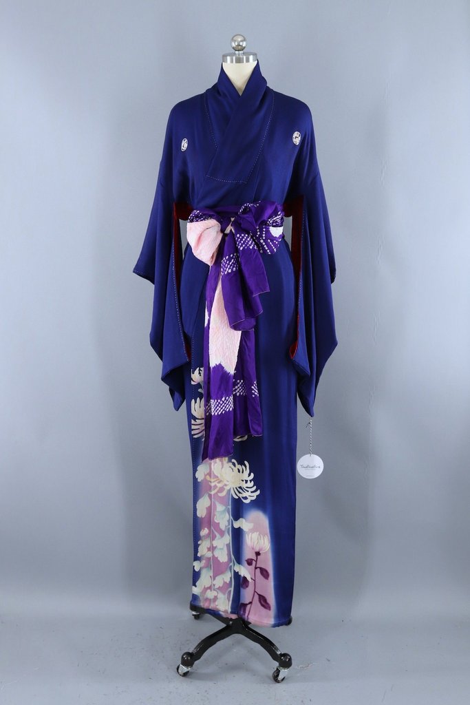 Antique Chrysanthemums Silk Kimono Robe-ThisBlueBird - Modern Vintage