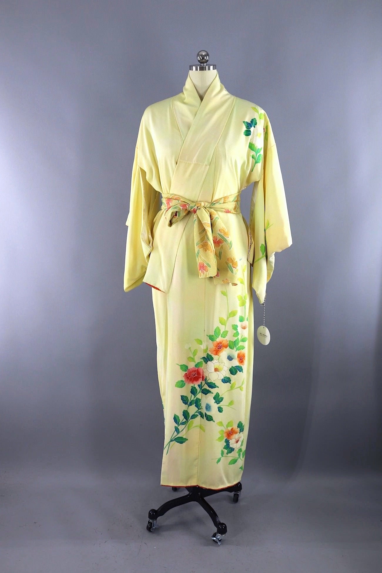 Vintage Silk Kimono Robe / Yellow and Green Peony Floral – ThisBlueBird