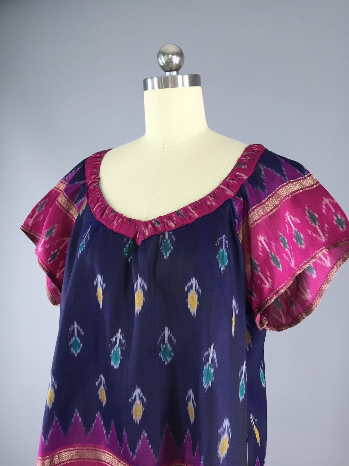 India Silk T-Shirt Blouse / Vintage Indian Sari / Blue and Pink Ikat / Size Large - ThisBlueBird