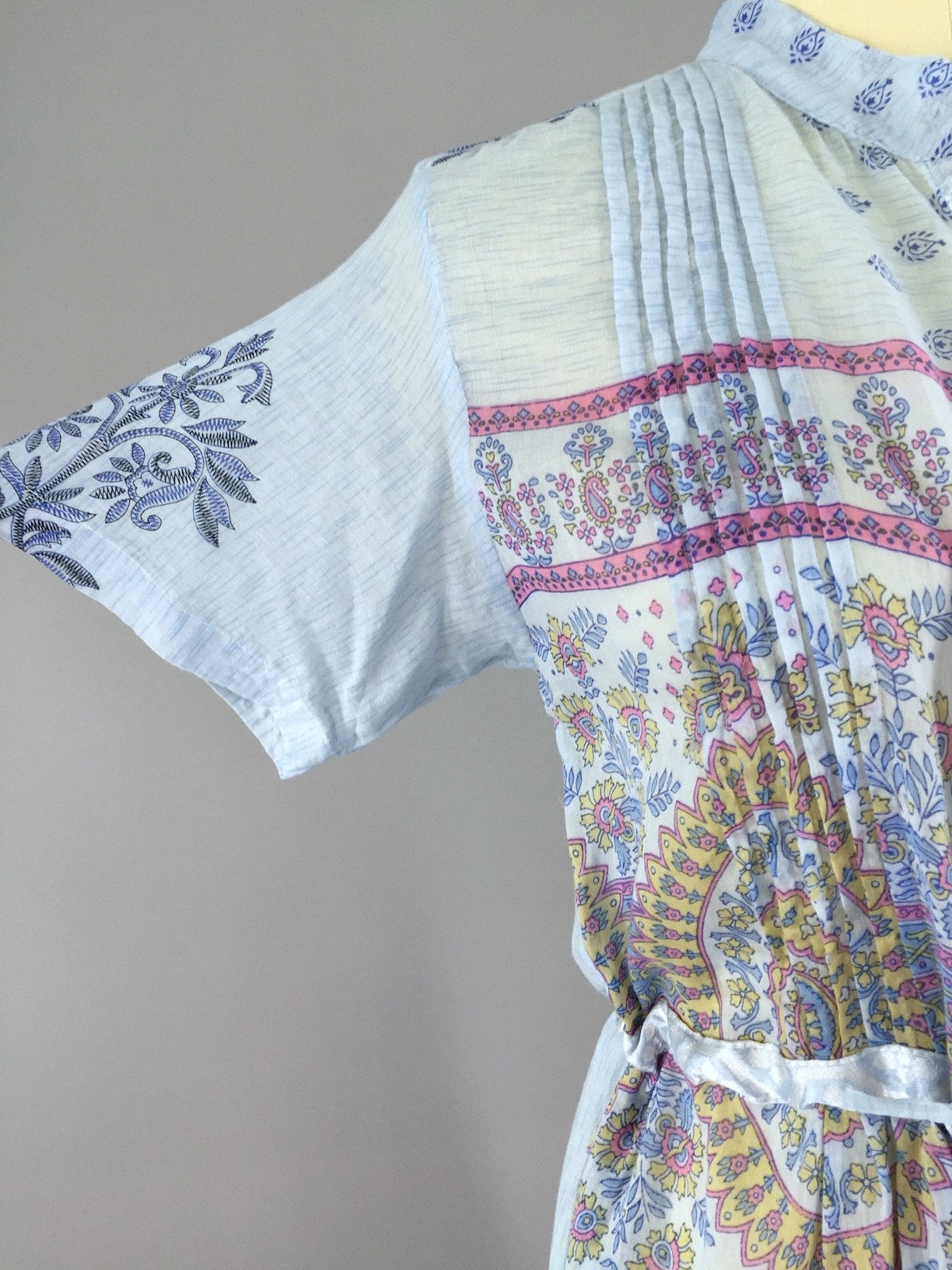 Indian Cotton Sari Dess / Vintage Indian Sari / Blue Floral Print - ThisBlueBird
