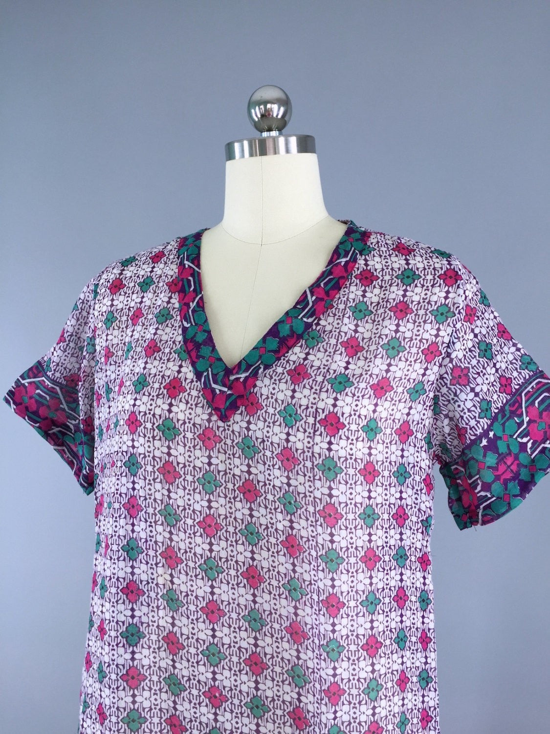 Kaftan Dress / Vintage Indian Cotton Sari / Purple Floral Print - ThisBlueBird