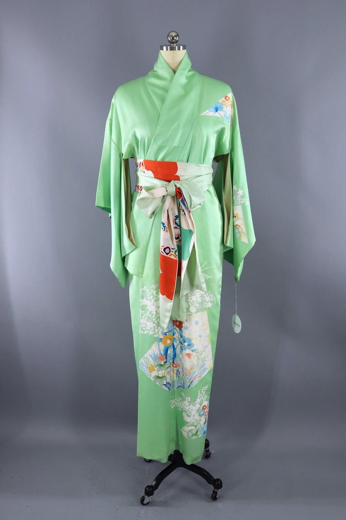 Minty Green Vintage Silk Kimono Robe – ThisBlueBird