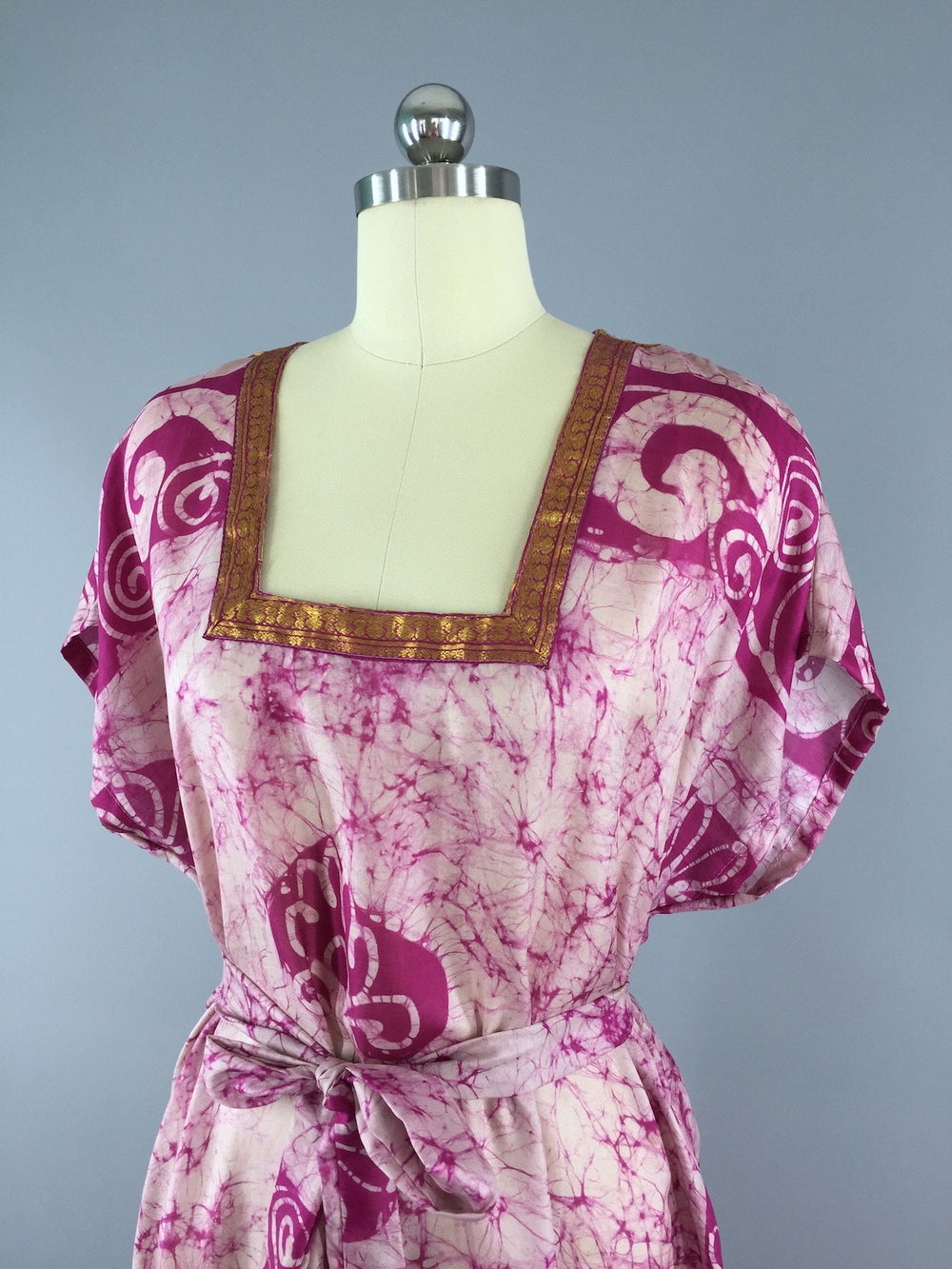 Silk Kaftan Dress / Vintage Indian Sari / Pink Batik Tie Dye - ThisBlueBird