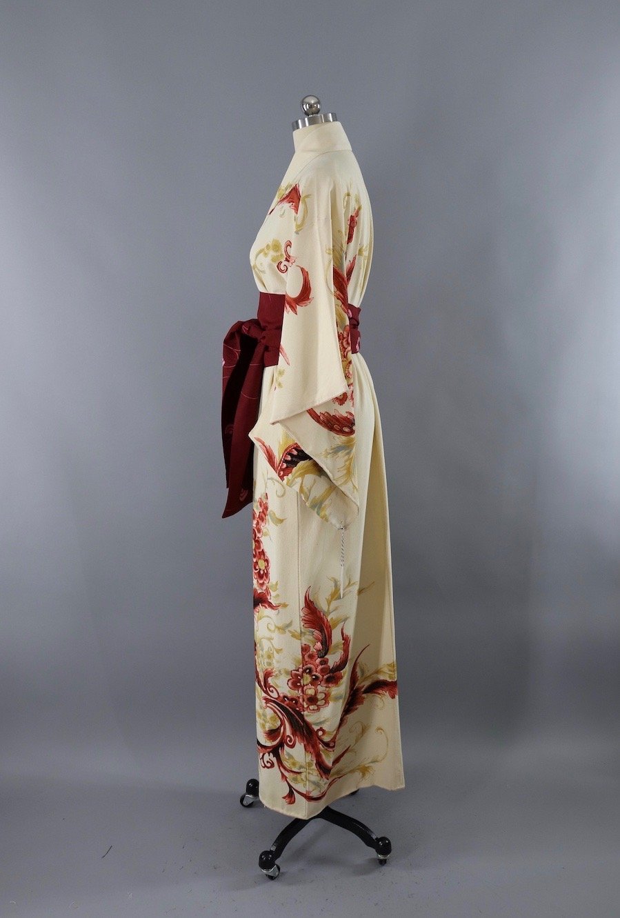 Silk Kimono Robe / Ivory Rust Floral Print / 1960s - ThisBlueBird