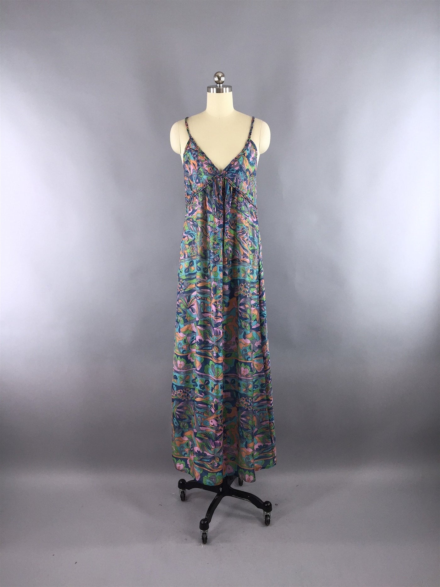 Silk Maxi Dress / Vintage Indian Silk Sari / Blue Abstract Print / XS TALL - ThisBlueBird