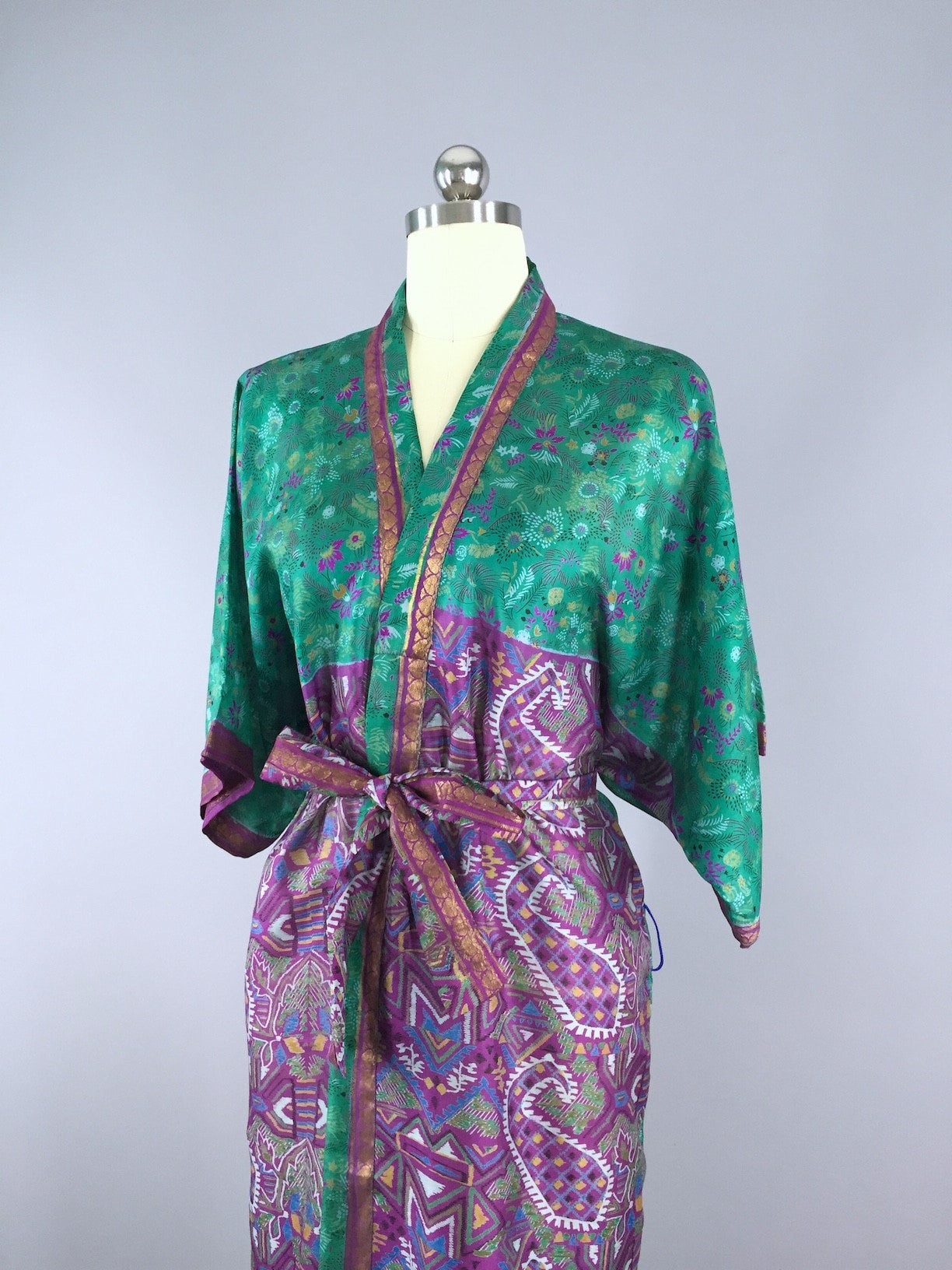 Sari Robe Silk Sari Robe / Emerald Green & Purple Floral Print – ThisBlueBird