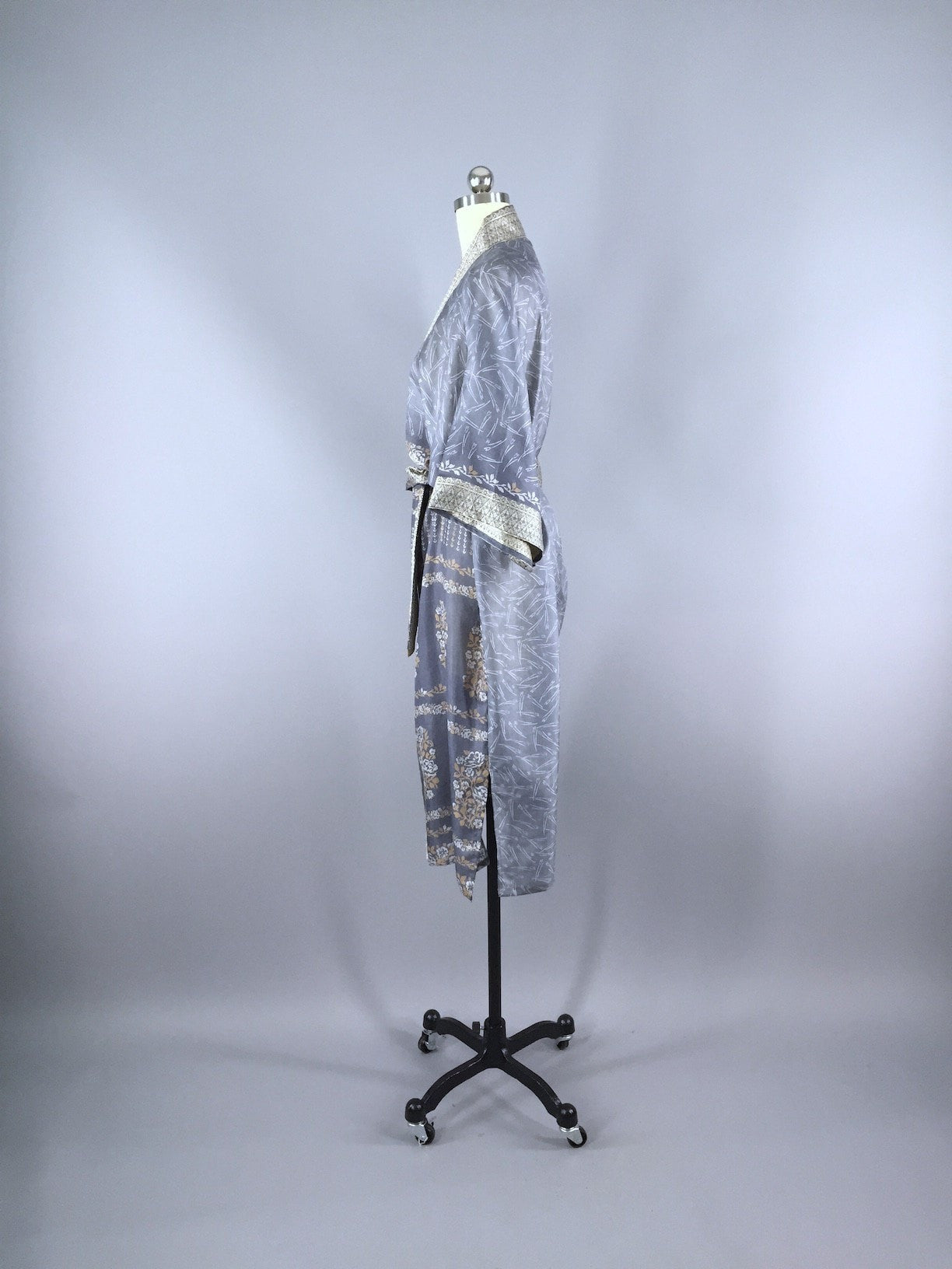 Silk Sari Robe / Grey & Tan Floral Print - ThisBlueBird