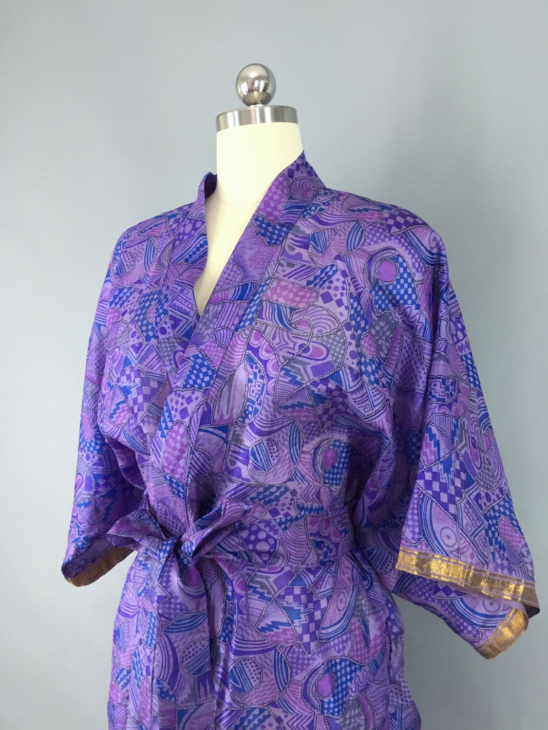 Sari Robe Silk Sari Robe / Silk Kimono Robe / Vintage Indian Sari / Lavender Pur ...