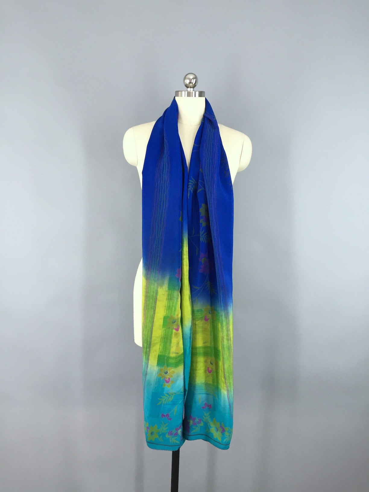 Silk Sari Scarf / Vintage Indian Silk Sari / Blue Floral Print - ThisBlueBird